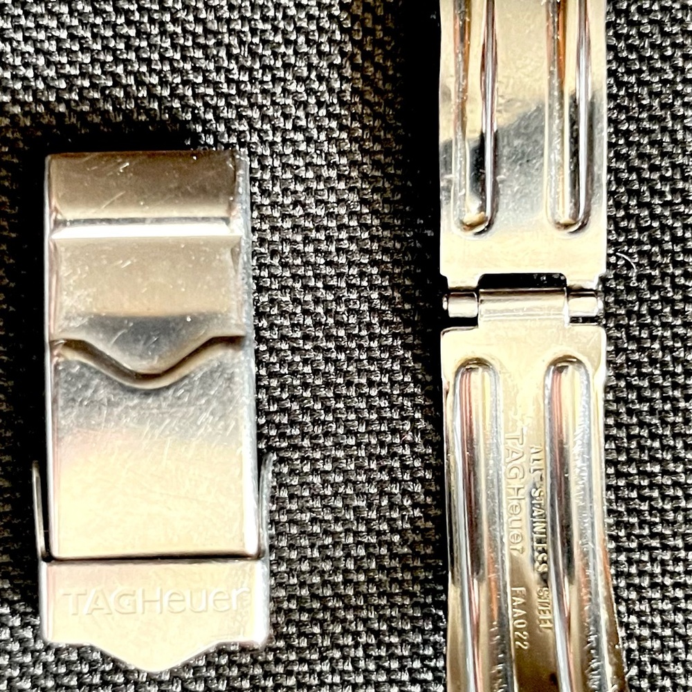 Women’s Tag Heuer Aquaracer 300Meter Saphire Crystal 1000Feet New Battery EUC - Picture 7 of 9
